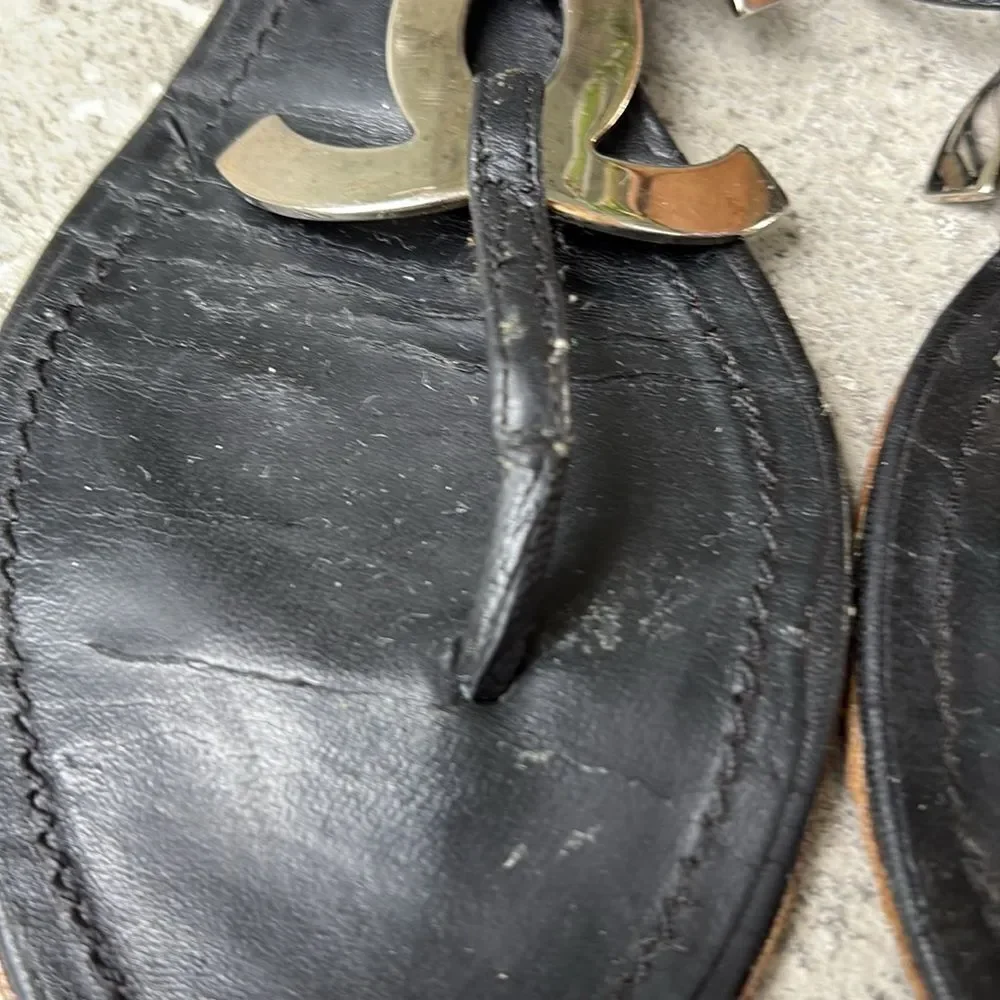 Chanel logo plaque flats